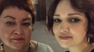 Новый Год 2019 с Мамой Отличника Мили Ванили и Мими Лисса