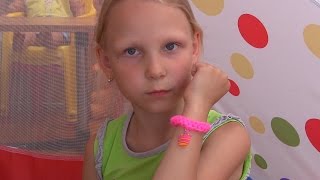 Плетем браслет «Тротуар» из резиночек Rainbow Loom