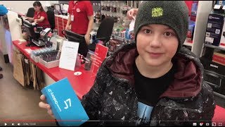 ВЛОГ: МОЕ ДЕНЬ РОЖДЕНИЕ 11 ЛЕТ / РОДИТЕЛИ ПОДАРИЛИ ДОРОГОЙ ТЕЛЕФОН / УФА МЕДИА МАРКЕТ 2018