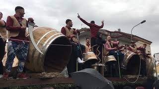 Carri Macerata Campania 2019 "La piccola Compagnia Dei Punto Esclamativo" piazza