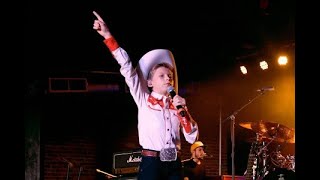 She likes my Twang Mason Ramsey live concert