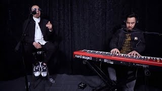 Chester Bennington Linkin Park 'Heavy' Live (Kiss 92.5)
