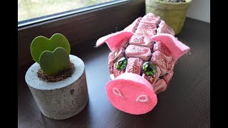 Свинка из конфет: сладкая композиция своими руками / Candy Pig DIY