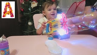 Мыльные пузыри. Открываем пистолет для мыльных пузырей bubbles pistol unpacking toy