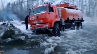 Мастерство и безбашенность водителей тяжелых грузовиков на севере России #8 TOUGH ON THE TRUCKS