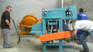 Produção de Blocos - e432 Pneumatizada - Atlantica Maq