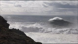 BIG WAVE SURFING IN NAZARE PORTUGAL - 28.02.2017