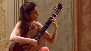 Ana Vidovic plays 'El Marabino' by Antonio Lauro クラシックギター