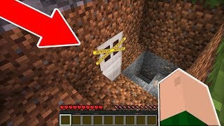 ENCONTRAMOS UMA PORTA 100% SECRETA NA VILA DO MINECRAFT!!