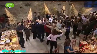 Τα ξύλα~Συρτός...παραδοσιακός χορός Λέσβου