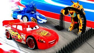 Игрушки ТРАНСФОРМЕРЫ. Игры для мальчиков: Маквин, Вспыш, Лео — гонки машинок. Видео для детей