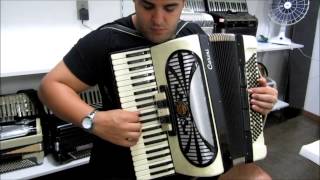 Acordeon Royal Standard - Cerini