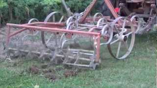 Grubber an Eigenbautraktor, Homemade tractor with extirpator [HD]