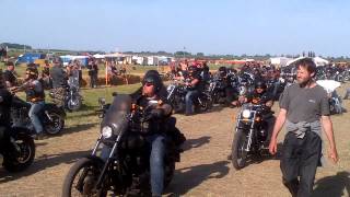 600 Bandidos arriveren op de superrally Duitsland 2012 - 600 Bandidos leave Superrally Germany 2012