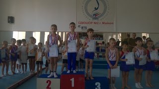 Спортивная гимнастика для мальчиков. Шпагат. Спичак. Мостик. Стойка на голове.