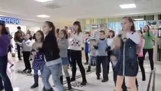 Флешмоб от Бабы Яги. На выставке ДРЦ Алёнка "Зимняя сказка"