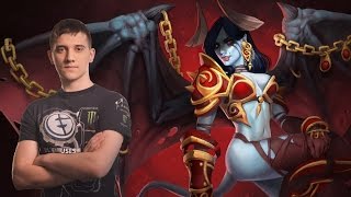 Arteezy Queen of Pain plays in Dota 2