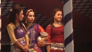 মফিজ এখুন নতুন ভাবে নতুন সাজে নায়ক ও নায়িকা শারমিন রোমান্টিক জুটি।  পোড়াবাড়ীর চমচম টাংগাইল। 4