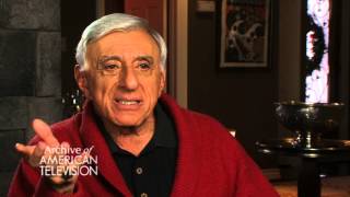 Jamie Farr on the last two episodes of "M.A.S.H" - EMMYTVLEGENDS.ORG