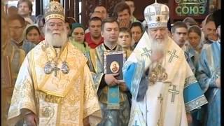 Божественная литургия в Патриаршем Успенском соборе Московского Кремля. 28.08.2015