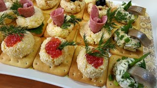 Новогодняя закуска из сыра на сырных крекерах.(4 вкусных рецепта).