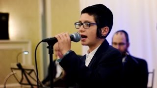 B’chol Yom . Yitsy Rosinger & Shira Choir - בכל יום - בביצוע ילד הפלא ייצי רוזינגר ומקהלת שירה
