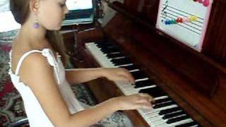С.Майкапар. "В садике". Играет Аня Жульева