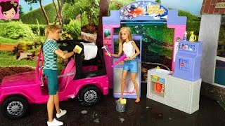Barbie & Ken Car Wash Cleaning Morning Routine - Doll Grocery Store  Gas Station with Elsa Anna