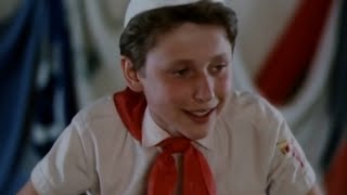 Петров и Васечкин - К нам едет хулиган [1080p]