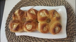 مطبخي مع ثريا - طریقه عمل فطائر الجبنه والزیتون والنتیجه هتبهرک??