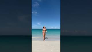 BEACH YOGA IN PARADISE | YOGA CHALLENGES NA PRAIA(Kino MacGregor)