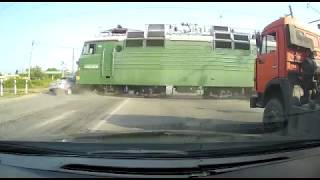 Ужасное ДТП 28.07.2018 Нальчик, попал под поезд