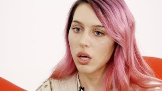 Катя Клэп о знакомстве с BadСomedian и ссоре с Нютой
