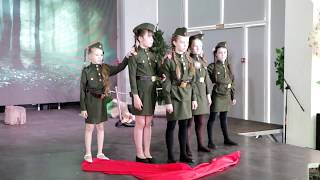 2018 05 Литературно музыкальная композиция Идут по войне девчата