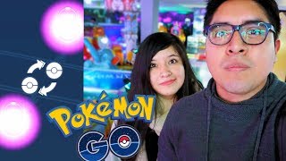 ¡APUESTO MI POKEMÓN MÁS RARO CON MI NOVIA! & GANAMOS MÁS DE 1000 TICKES | Pokémon GO