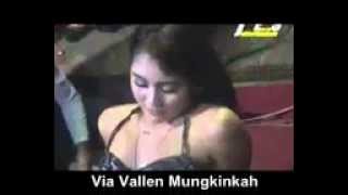 Hot dan Sexy Via Vallen Mungkinkah Terbaru
