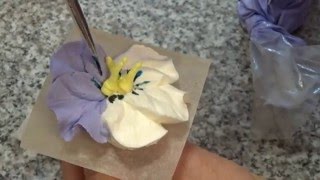 ЦВЕТЫ ИЗ КРЕМА АНЮТИНЫ ГЛАЗКИ