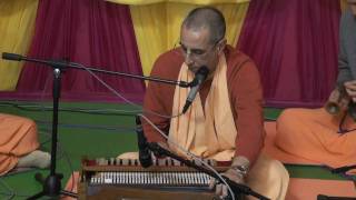 Purnachandra Swami. Last Darshan.(Kirtan Niranjana Swami)