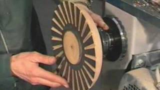Schalen drechseln im Video