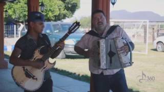 Cornelio Vega y Su Dinastia "Los Vega desde La Escondida"
