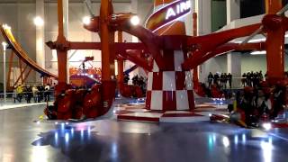 Лавина Сумасшедший атракцион самолетики. Lavina Mall самолетики