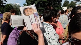 На Чернігівщині перед виборами у Раду годують варениками