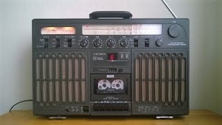 Crown RX-9800 briefcase boombox from the 80s, sold only in Japan