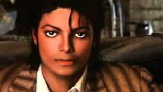 La canción es de ISRAEL KAMAKAWIWO , homenaje a Michel Jackson
