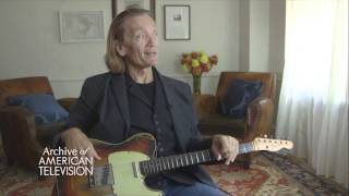 G.E. Smith on getting his first guitar and learning how to play - EMMYTVLEGENDS.ORG
