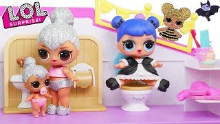 LOL Surprise Dolls Lil Sisters use Bathroom at Happy Places House
