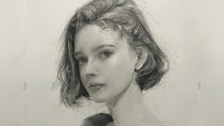 Drawing Girl Portrait with Graphite Pencil
