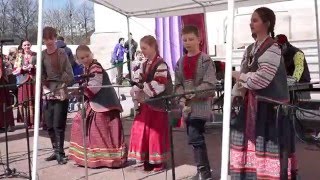Игра на ложках. Народный ансамбль "Ладушки".