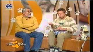 Pet Show EKSKLUZIVNO Racno hranenje na Zako papagal  vo zivo vo studio