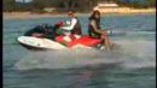 Découvrez le Jet ski seadoo GTX Wake
